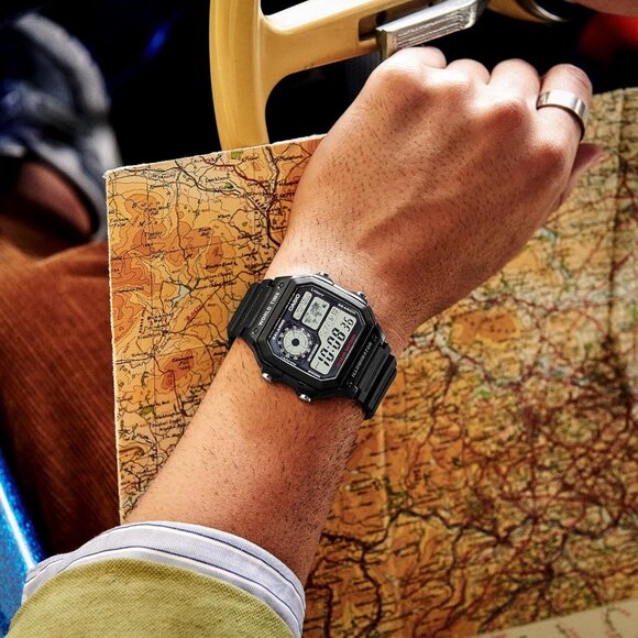 ⚡Men Classic Japanese-Quartz Watch with Resin Strap Black Resin Water resistant - Picture 3 of 4